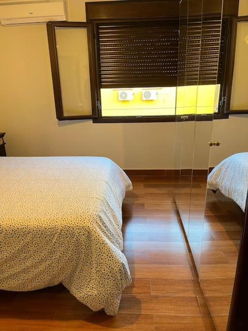 Apartamento En Luis Montoto, Nervion. Centrico Seville Luaran gambar