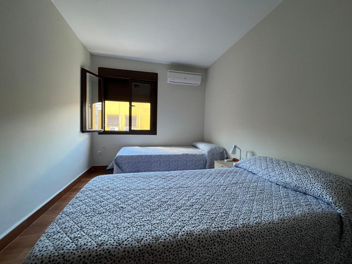 Apartamento En Luis Montoto, Nervion. Centrico Seville Luaran gambar