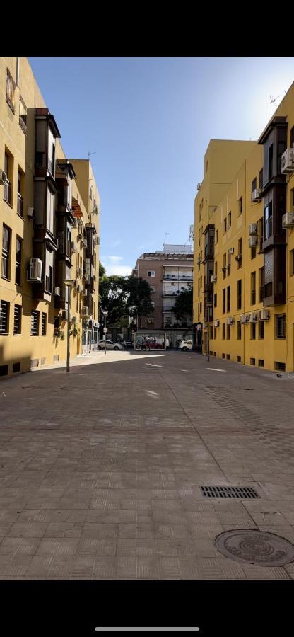 Apartamento En Luis Montoto, Nervion. Centrico Seville Luaran gambar